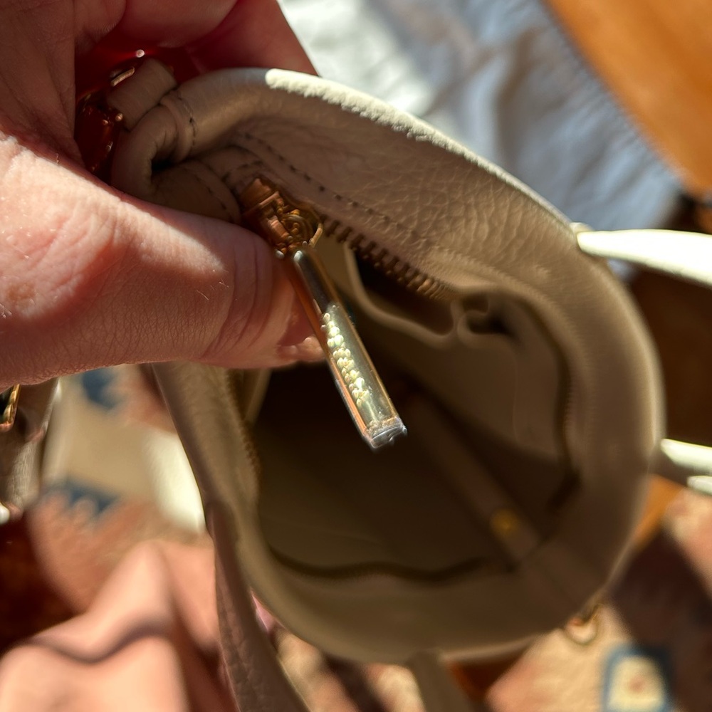 CUYANA Mini Easy Zipper Tote in Ecru - Picture 6 of 14